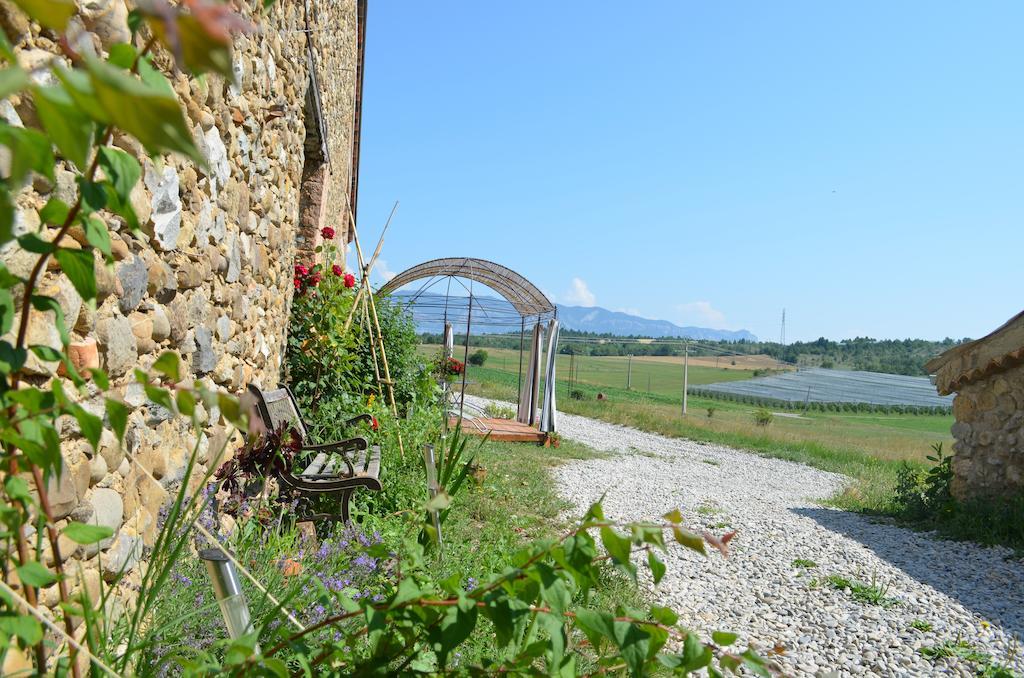 Les Gites D'Eliane Laragne Exterior foto